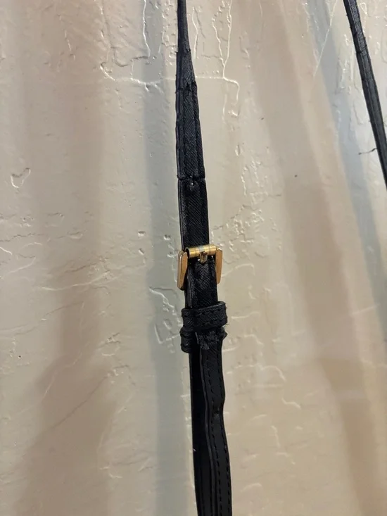 Michael Kors Black Crossbody with Gold-Tone Chain Strap - Picture 4 of 12